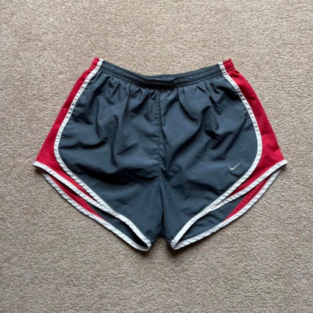 Nike Dri-Fit‎ Running Shorts Grey Red Striped Drawstring Waist Gym Size Small